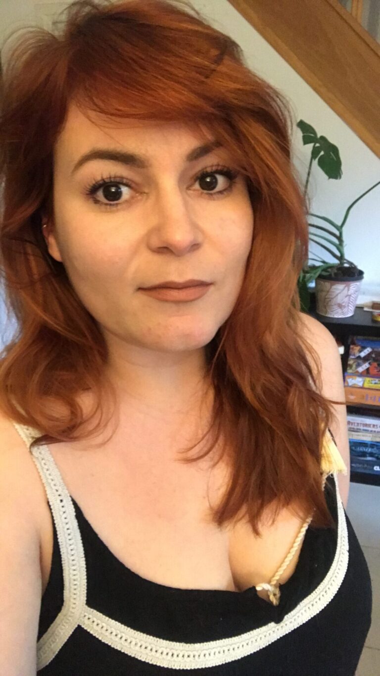 50416221 92F2 4684 966A EE2A01E7BF3F 768x1365