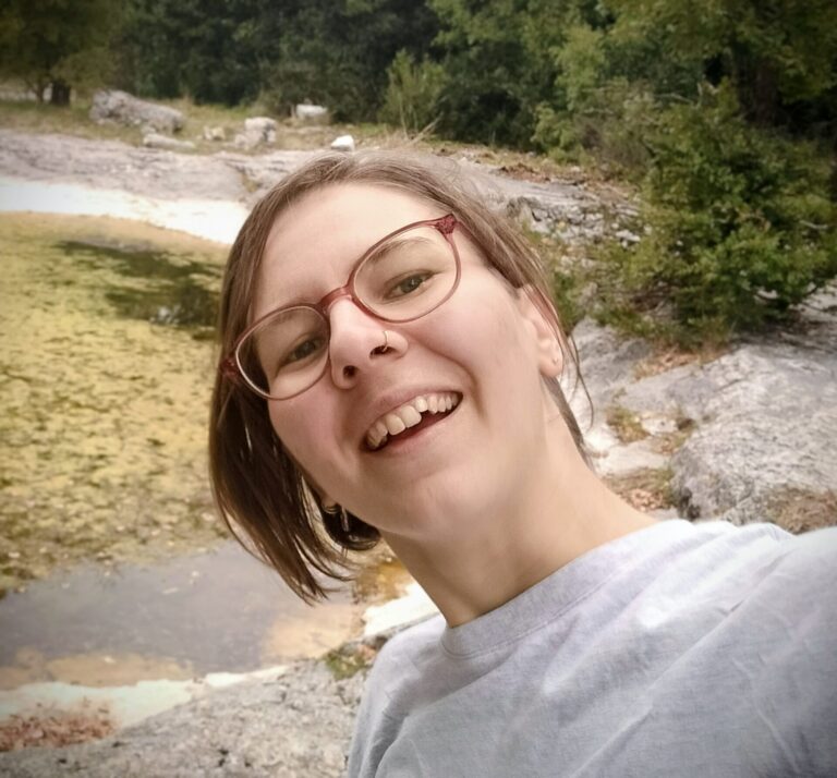 IMG202509281247172 768x714